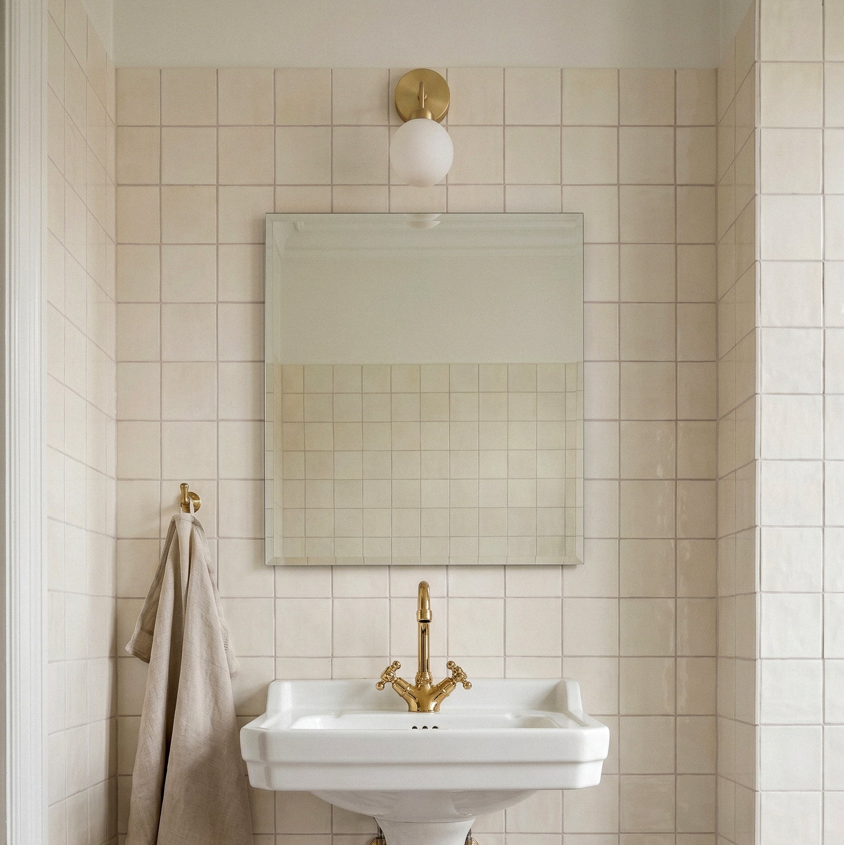 Globe Arm Wall Lamp