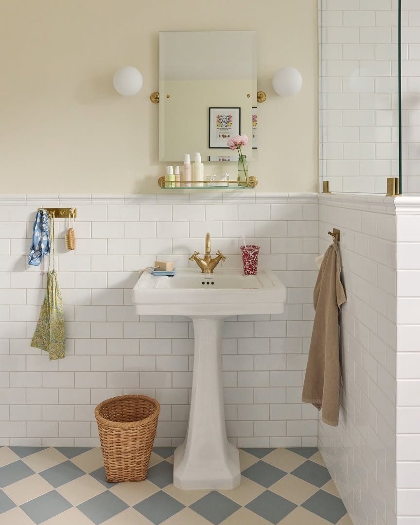 Tile Victorian Glazed